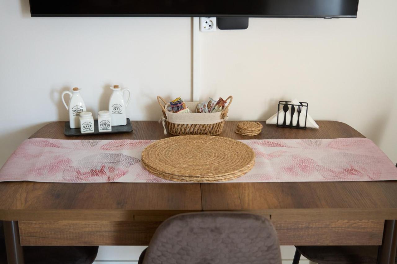 Georgia'S Comfort City Center Apartment Tripoli Exteriér fotografie